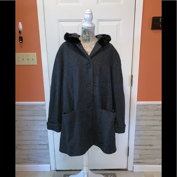 Vintage Jackets & Blazers - Nice Vintage 1980s Herman Kay Wool Swing Coat❣️